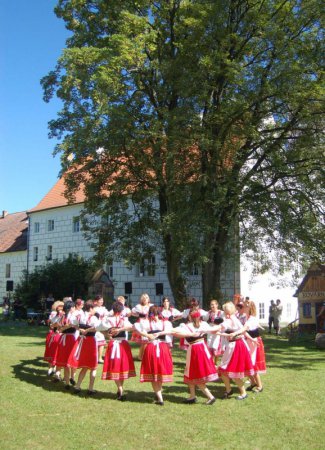 slavnosti 26